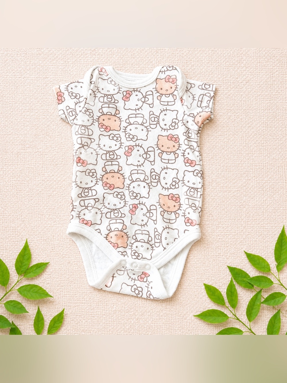 Hello Kitty Onesie – Sanrio 3–6M Pink Cartoon Print